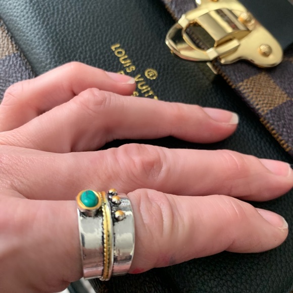 turquoise wide band ring - Picture 2 of 8